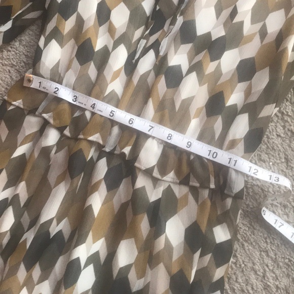 Banana Republic Geo Pattern Peasant Dress - Picture 9 of 11